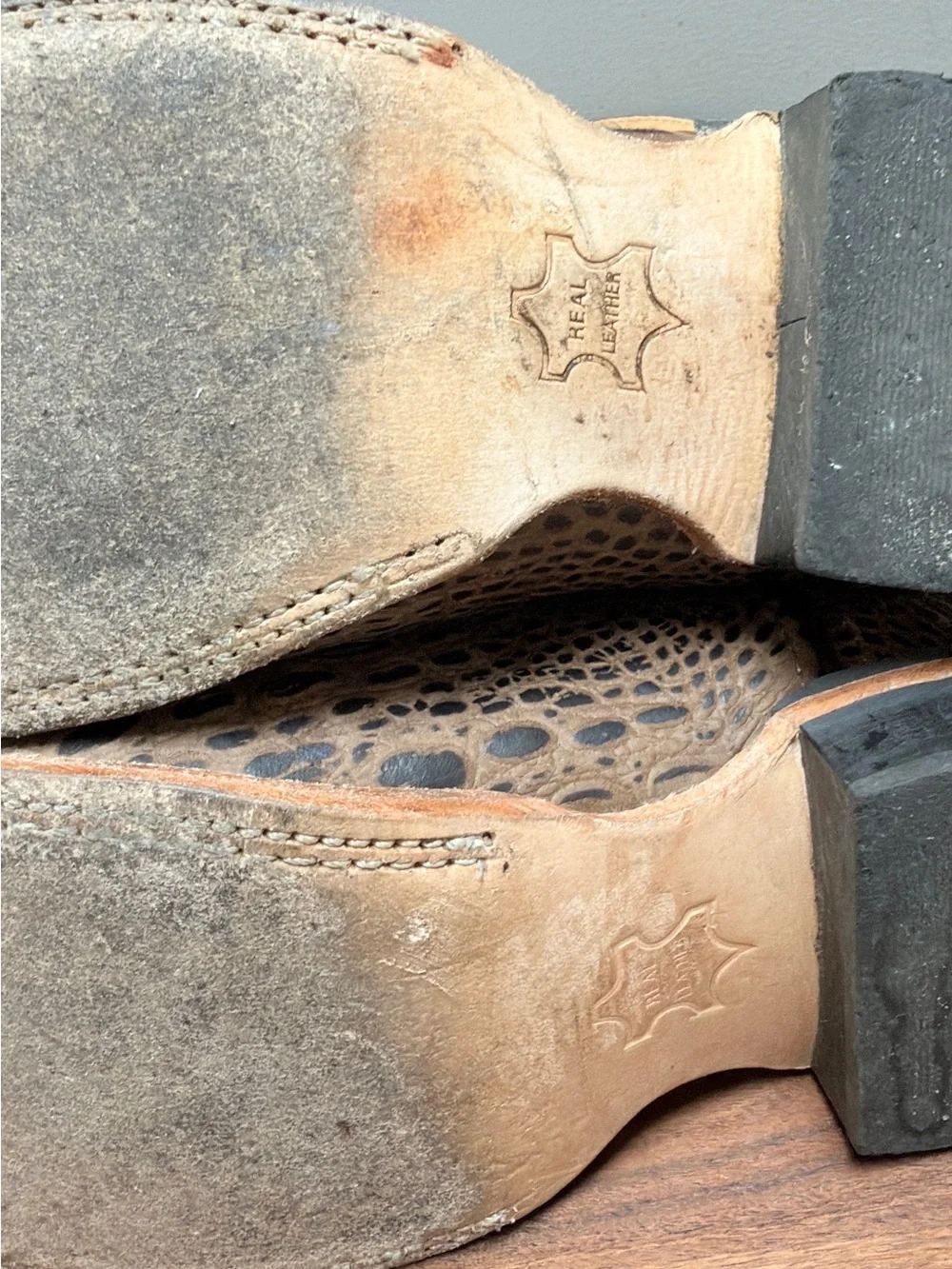 Old West Youth/Big‎ kid Faux Hornback Gator Print Boots will fit Women’s 6.5-7